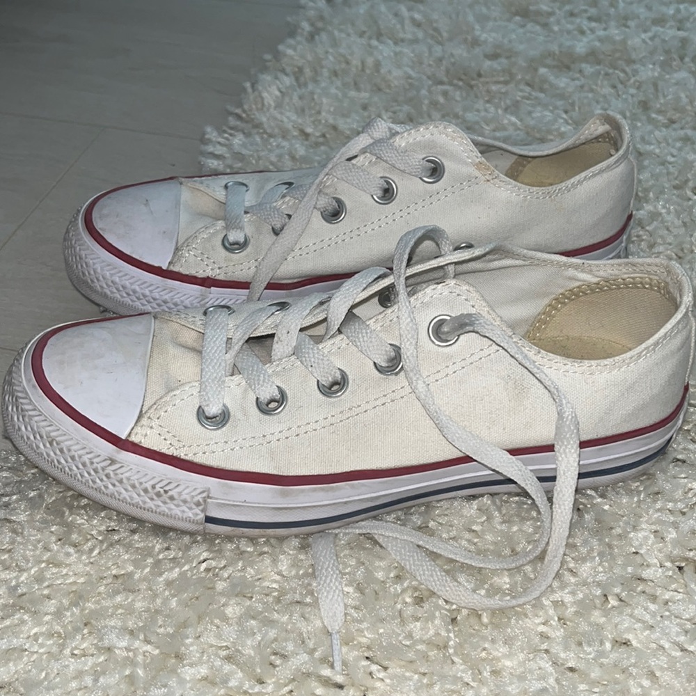 White low top converse